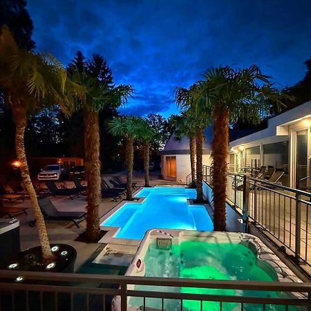 Kinizsi Udvar Apartmanház Balatonboglár Exteriér fotografie