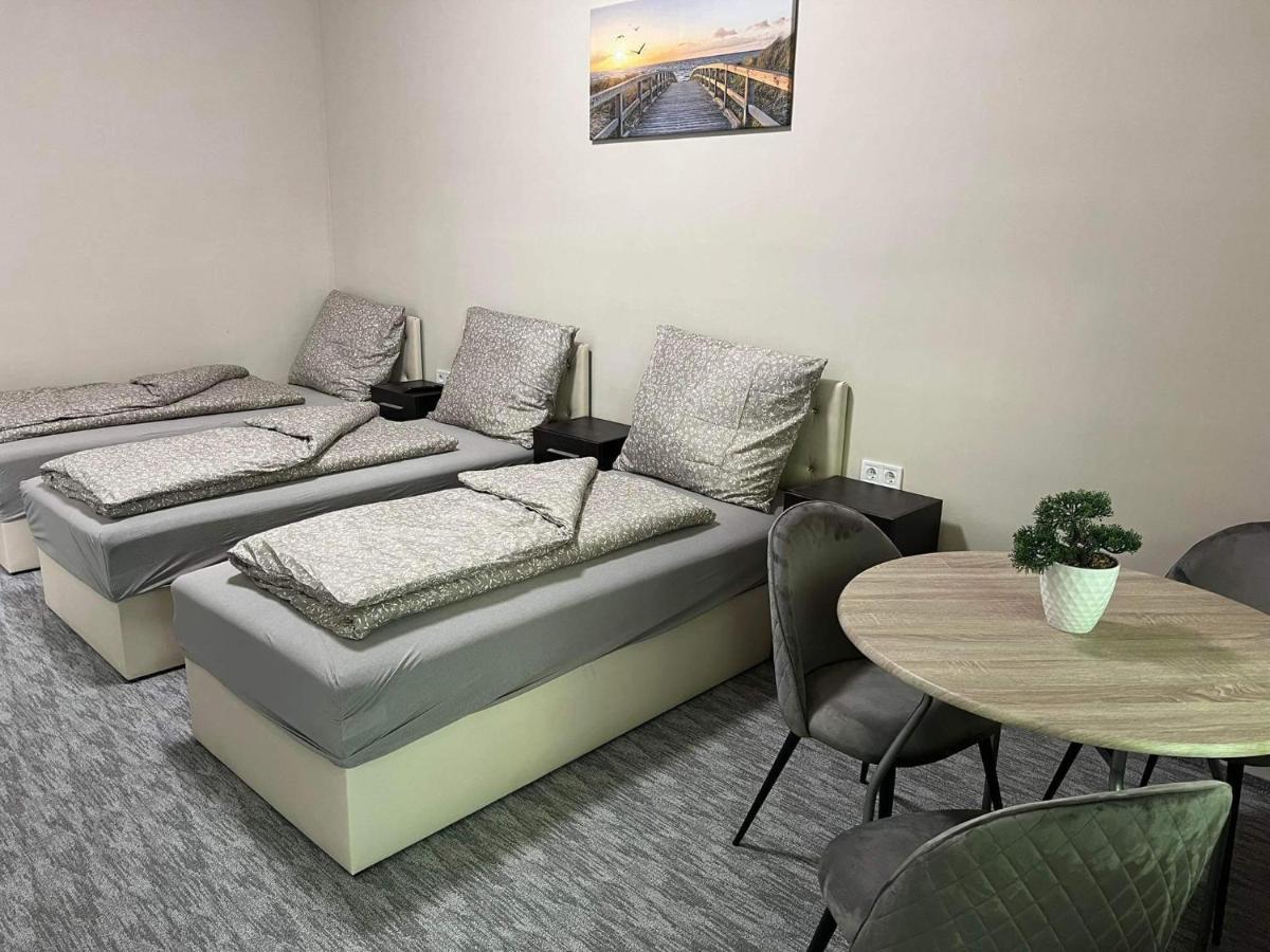 Kinizsi Udvar Apartmanház Balatonboglár Exteriér fotografie