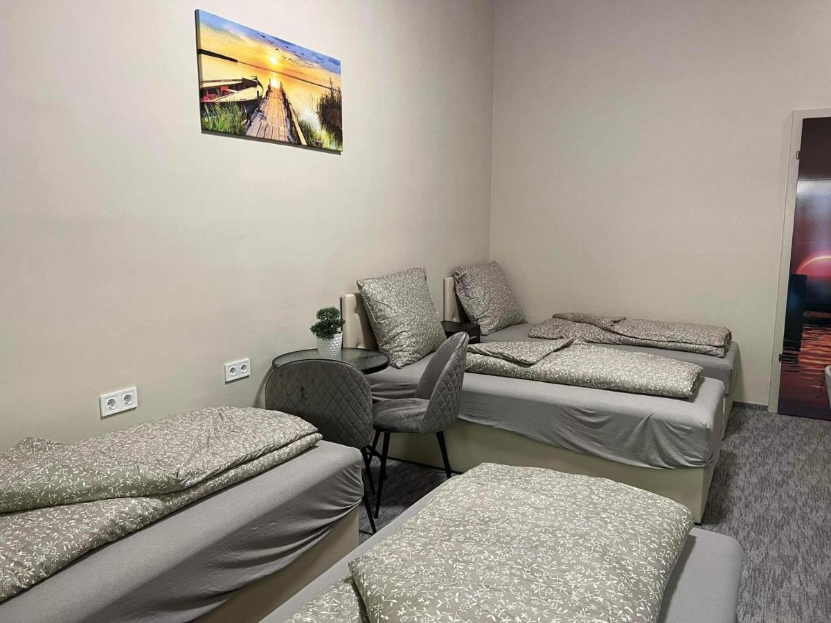 Kinizsi Udvar Apartmanház Balatonboglár Exteriér fotografie