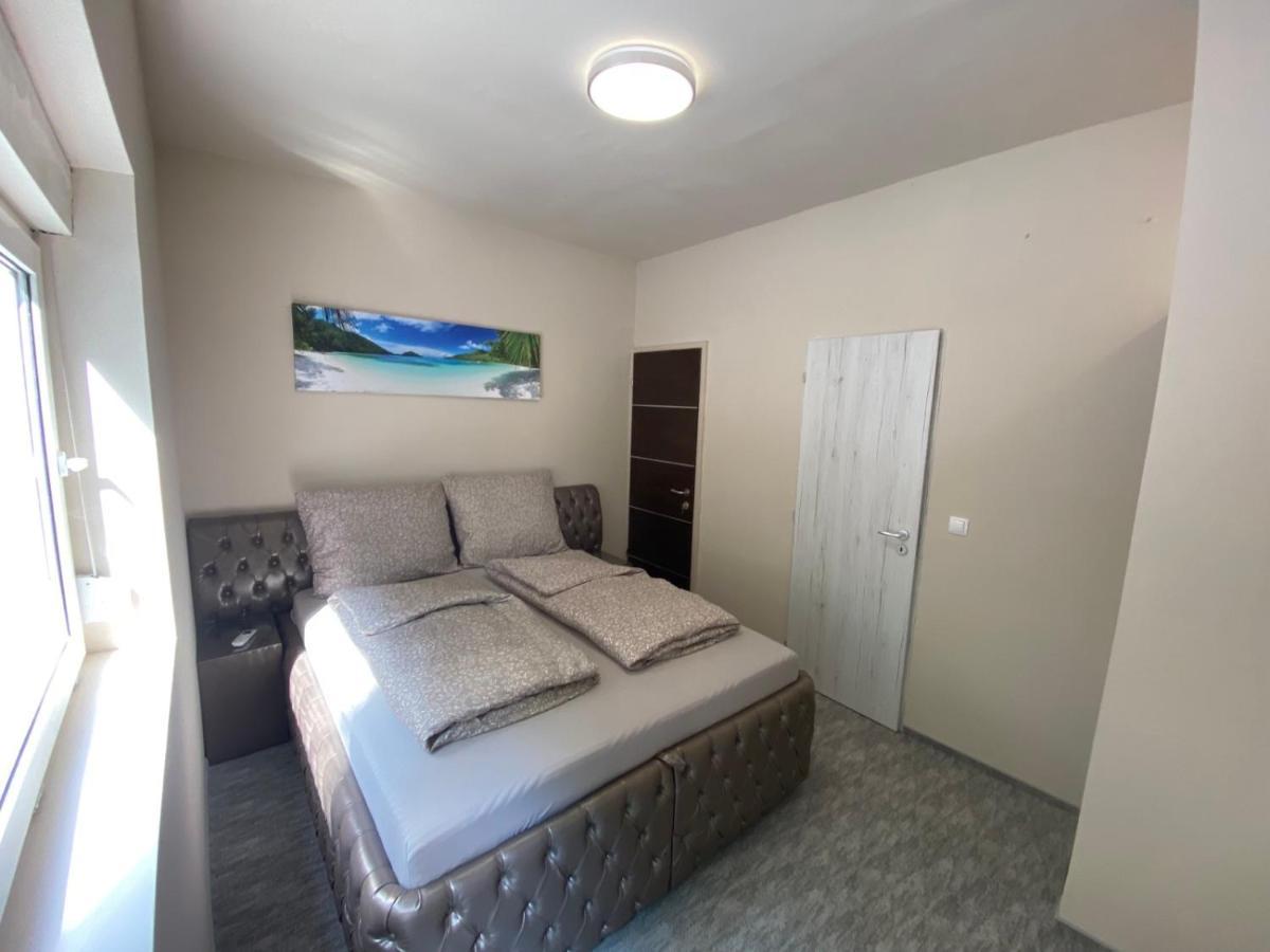 Kinizsi Udvar Apartmanház Balatonboglár Exteriér fotografie