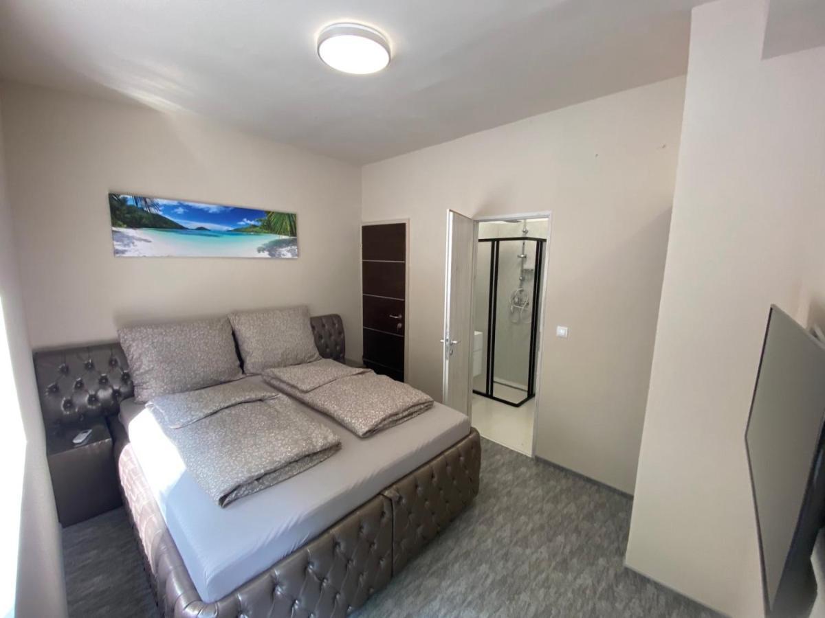 Kinizsi Udvar Apartmanház Balatonboglár Exteriér fotografie