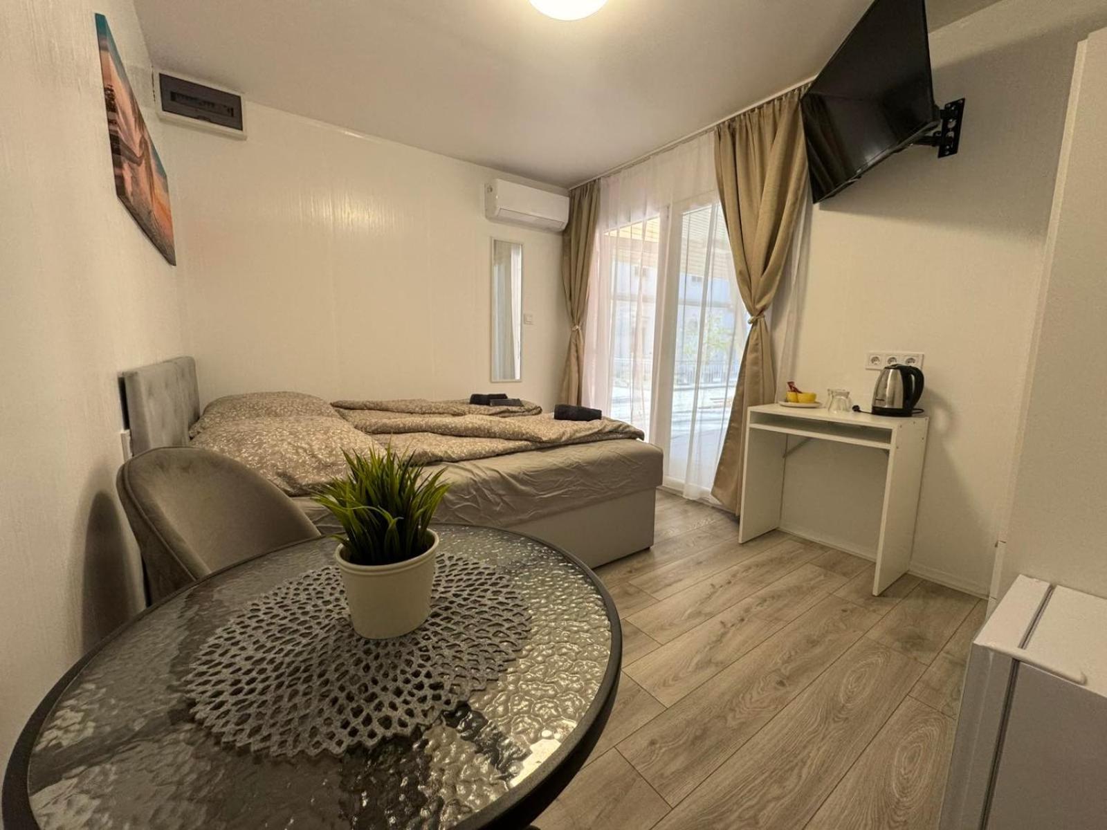 Kinizsi Udvar Apartmanház Balatonboglár Exteriér fotografie